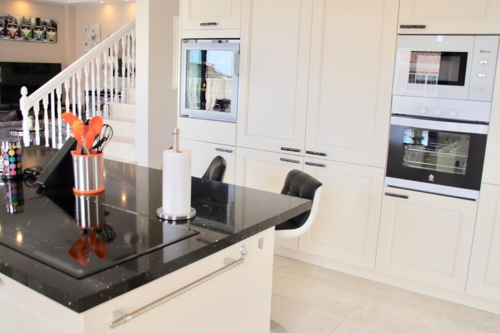 Villa Vista Bella Costa Adeje In Ruhiger Villengegend Mit Meerblick Extérieur photo