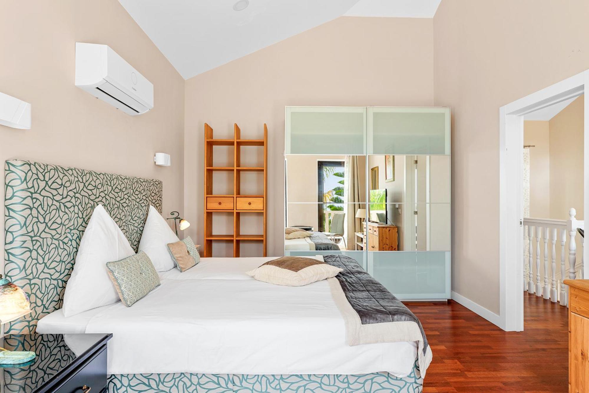 Villa Vista Bella Costa Adeje In Ruhiger Villengegend Mit Meerblick Extérieur photo